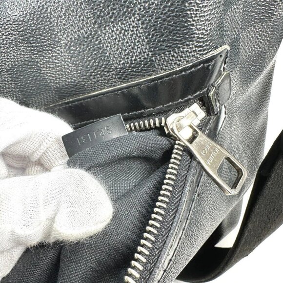 LOUIS VUITTON Damier Graphite Mick MM Crossbody Messenger Shoulder Bag - Picture 13 of 16